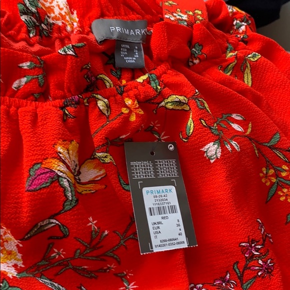 red blouse - Picture 3 of 3